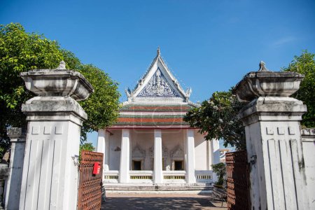 Thailand, Samut Prakan - 7. Dezember 2023: Wat Phra Samut Chedi in der Stadt Samut Prakan in der Provinz Samut Prakan in Thailand.
