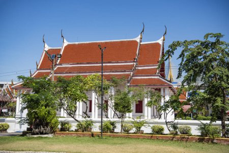 Wat Songtham in der Stadt Phra Pradaeng nahe der Stadt und Provinz Samut Prakan in Thailand am 7. Dezember 2023.