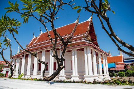 Wat Songtham en la ciudad de Phra Pradaeng cerca de la ciudad y la provincia Samut Prakan en Tailandia en Diciembre 7, 2023.