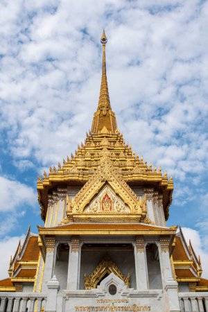 Téléchargez les photos : Le Wat Traimit Withayaram Worawihan à China Town dans la ville de Bangkok en Thaïlande. Thaïlande, Bangkok, 7 Novembre, 2023 - en image libre de droit