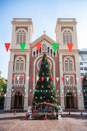 Photo for The Assumption Cathedral in Bang Rak in the city of Bangkok in Thailand.  Thailand, Bangkok, December, 6, 2023 - Royalty Free Image