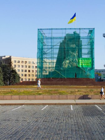 Photo for Decommunization of the Lenin monument. Dismantling of the Lenin monument - Royalty Free Image
