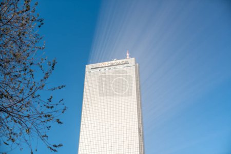 Photo for Sunlight reflecting from the gold-tinted glass of the 63 Square building skyscraper on Yeouido island in Seoul, South Korea on 1 January 2023 - Royalty Free Image
