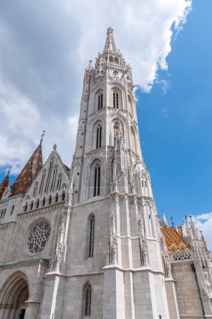 Foto de Iglesia gótica de Matías en el Castillo de Buda en Budapest, Hungría - Imagen libre de derechos