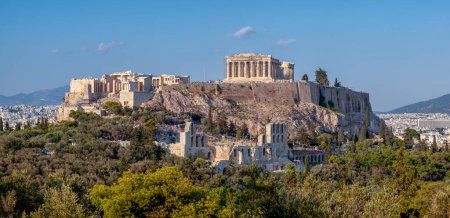 Téléchargez les photos : Panorama de l'ancienne Acropole à Athènes capitale de la Grèce - en image libre de droit