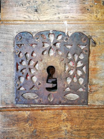 Foto de Antigua esclusa del monasterio de Valvanera, La Rioja, España, - Imagen libre de derechos