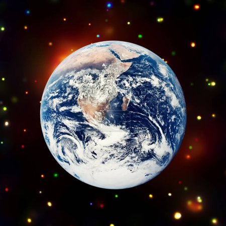 Téléchargez les photos : Belle terre de l'espace. Les éléments de cette image fournis par la NASA - en image libre de droit