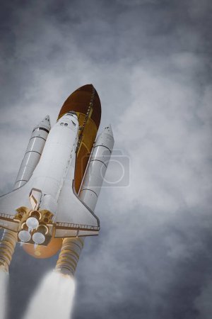Téléchargez les photos : Lancement de fusée dramatique. Les éléments de cette image fournis par la NASA - en image libre de droit