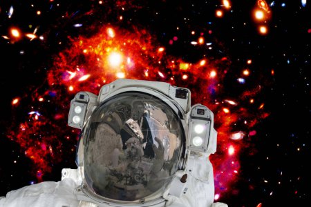 Foto de Astronauta y espacio profundo. Tema de ciencia. Los elementos de esta imagen proporcionados por la NASA - Imagen libre de derechos