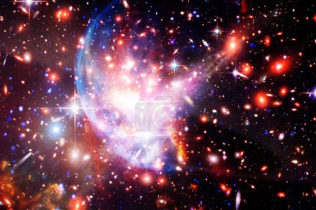 Foto de Racimo estelar y galaxia. Los elementos de esta imagen proporcionados por la NASA - Imagen libre de derechos