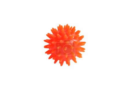 Ein orangefarbener myofaszieller Ball isoliert auf weißem Hintergrund. Konzept der Physiotherapie oder Fitness.
