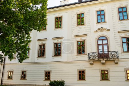Historisches Gebäude in der Stadt Eger, Ungarn. Hochwertiges Foto