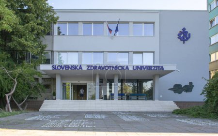 Foto de La Universidad Médica Eslovaca. (Slovenska zdravotnicka univerzita). Bratislava. Países Bajos. - Imagen libre de derechos