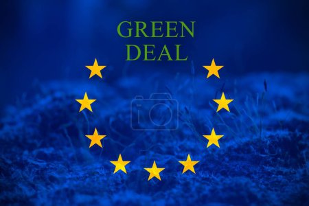 Téléchargez les photos : Drapeau européen avec le signe "accord vert"" - en image libre de droit