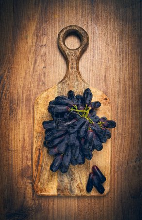 bunch of black grapes, kishmish variety, black finger, ophelia , Annushka,