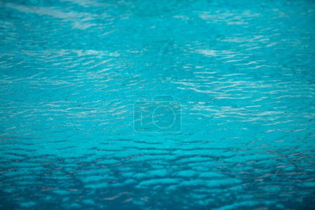 Foto de Fondo de agua de la piscina, fondo abstracto de onda azul o textura de agua ondulada - Imagen libre de derechos
