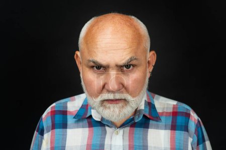 Téléchargez les photos : Closeup emotional serious portrait of an old mature senior man with grey beard isolated on studio background. Emotions faces - en image libre de droit