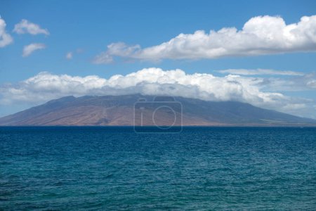 Téléchargez les photos : Paysage hawaïen pittoresque. Scène Plage sur l'île de Maui, Hawaï - en image libre de droit