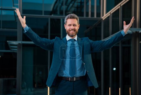 Photo for Portrait of businessman in front of modern office - Royalty Free Image