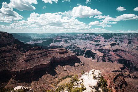 Téléchargez les photos : Parc national du Grand Canyon, North Rim. Canyonland pittoresque. Paysage du parc national du Grand Canyon en Arizona - en image libre de droit