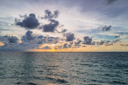 Photo for Sunset on sea background. Nature wallpaper with summer sea. Water sea texture. Calm sunrise on tropical sea. Scenery sunset, ocean landscape - Royalty Free Image