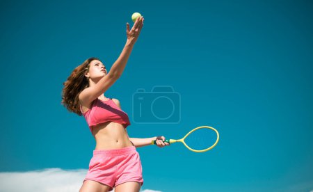 Photo for Girl with athletic body. Happy active female workout. Beautiful attractive fitness woman. Sporty young woman. Strong and determined female in sportswear. Sport and healthy lifestyle - Royalty Free Image