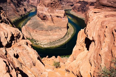 Foto de Horseshoe Bend y el río Colorado. Roca roja del cañón. Arizona y Utah desierto - Imagen libre de derechos