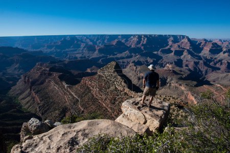 Foto de Scenic view of Grand Canyon. Overlook panoramic view National Park in Arizona - Imagen libre de derechos