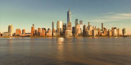 Foto de Rascacielos de edificios históricos de Nueva York. Viajar a América. Nueva York, Estados Unidos. Vista de Manhattan en Nueva York. Ciudad de Nueva York, Estados Unidos distrito financiero de Manhattan centro skyline - Imagen libre de derechos