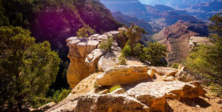 Foto de Roca roja del cañón. Arizona y el desierto de Utah. Montaña de rocas - Imagen libre de derechos