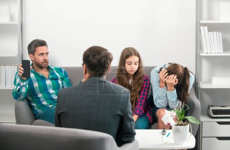 Photo for Psychologist with young couple, psychotherapist or marriage counselor listen mental health of couple and child. Father and mother with daughter teenager at psychology session. Parental concept - Royalty Free Image