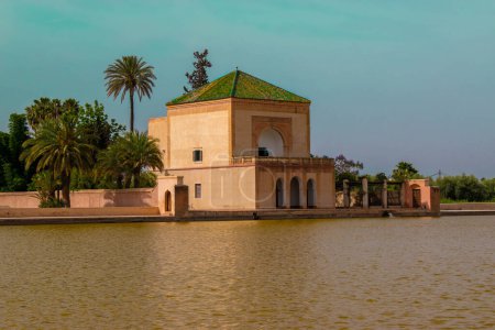 Téléchargez les photos : Jardins Menara à Marrakech Maroc - en image libre de droit