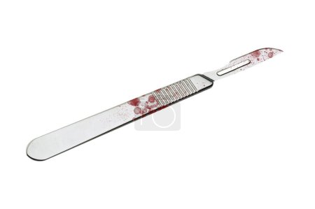 Téléchargez les photos : Scalpel unique avec sang isolé sur fond blanc - en image libre de droit