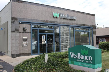 Téléchargez les photos : Bexley Ohio 9 septembre 2023 West Banco Banking Office - en image libre de droit