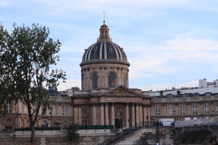 Téléchargez les photos : Paris France 11 juillet 2023 Situé dans le célèbre Quartier Latin, le Panthon est connu comme le temple de la nation française. - en image libre de droit