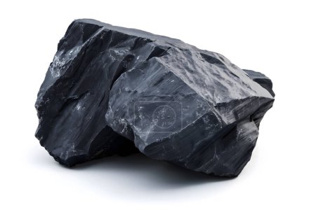 Esta imagen resalta la belleza natural y el detalle de una sola pieza de obsidiana negra, una roca ígnea formada por lava volcánica.