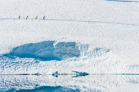 Téléchargez les photos : SOGNEFJELL, NORVÈGE - 4 JUILLET 2009 : Ski de fond en été - en image libre de droit