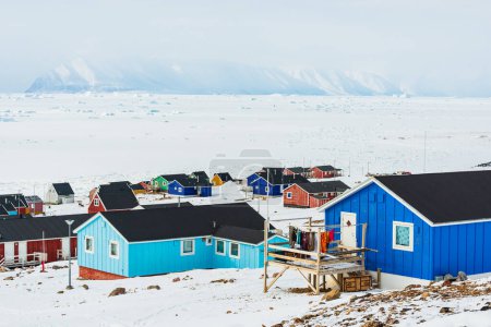 Foto de Edificios en la aldea de Qaanaaq, Groenlandia - Imagen libre de derechos