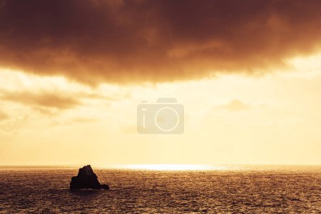 Foto de Montaña de mar en el mar, Madeira - Imagen libre de derechos