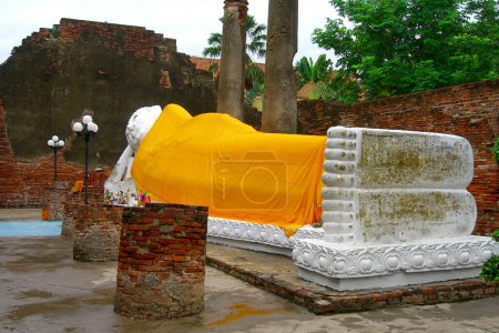 Photo for Reclining Buddha in Wat Yai Chaimongkhon in Ayuthaya, Thailand. - Royalty Free Image