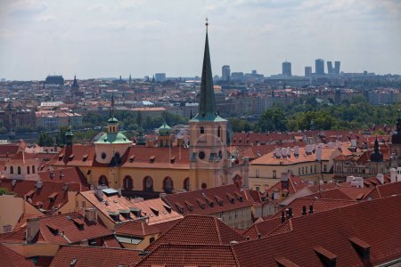 Die Thomaskirche ist eine Augustinerkirche in Mal Strana, Prag, Tschechien. 