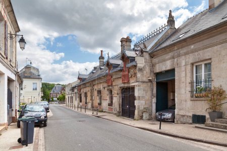 Téléchargez les photos : Pierrefonds, France - 25 mai 2020 : La Villa Palestina est une maison de style néo-gothique située rue du Beaudon dans le centre-ville. - en image libre de droit