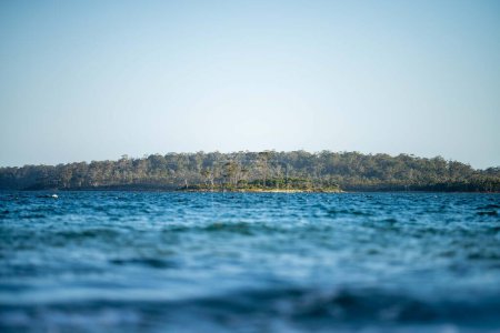 Foto de Beautiful island on a blue ocean in summer - Imagen libre de derechos