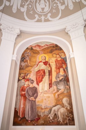 Téléchargez les photos : Zurich, Suisse - 2 octobre 2022 : Peinture d'autel du Christ, Bon Pasteur, dans l'église Guthirt de Zurich - en image libre de droit