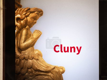 Téléchargez les photos : Cluny, France - 14 octobre 2023 : L'abbaye de Cluny en Bourgogne a été l'un des centres religieux les plus influents du Moyen Âge comme point de départ d'importantes réformes monastiques. - en image libre de droit