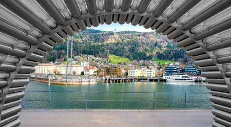 Téléchargez les photos : Bregenz, Autriche - 15 mars 2024 : Bregenz au lac de Constance est la capitale de la région autrichienne du Vorarlberg. - en image libre de droit