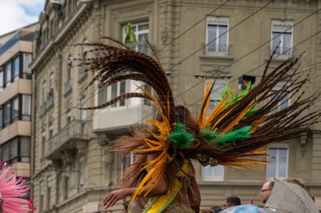 Téléchargez les photos : Lausanne, canton de Vaud, Suisse - 14 mai 2023 : SUISSE : Participants au Carnaval de Lausanne 2023. - en image libre de droit