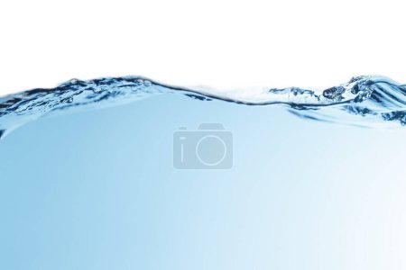Vague d'eau isolée sur fond blanc, eau pure, eau potable propre.