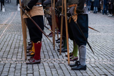 Téléchargez les photos : Les festivités du festival annuel de l'Escalade à Genève ont lieu en décembre, avec défilés, démonstrations, musique, feux de canon, chocolat et vin - en image libre de droit
