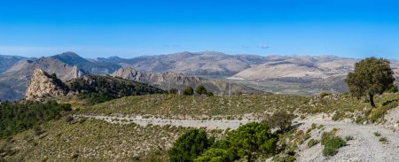 Blick auf den Wanderweg zum Maroma-Gipfel, Sierra Tejeda, Spanien 